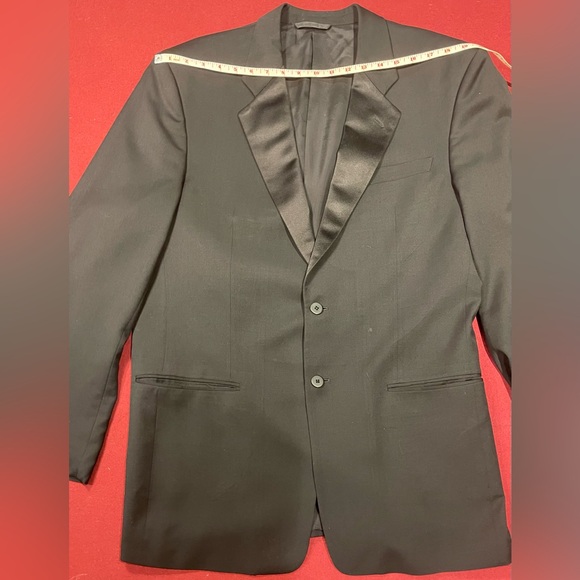 Armani Collezioni Tuxedo/Dinner Jacket - Picture 4 of 16